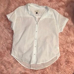 Universal Thread White Short-Sleeved Button Down